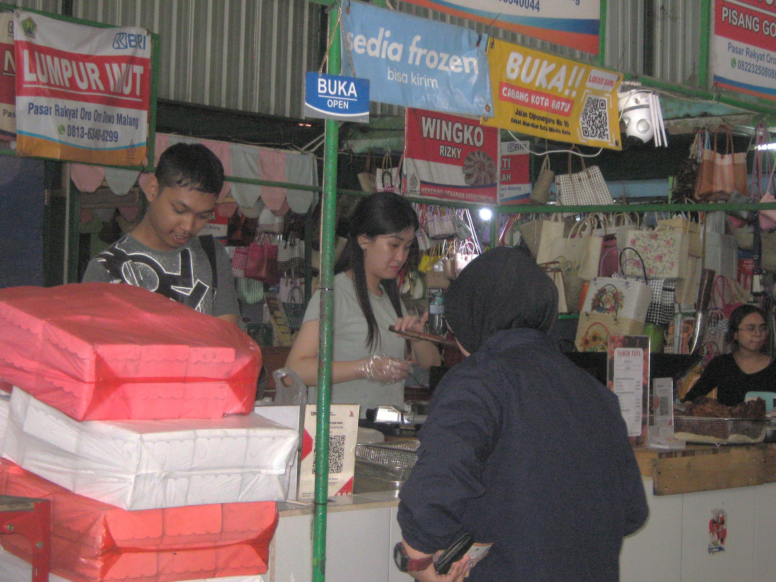 Pasar Oro-Oro Dowo