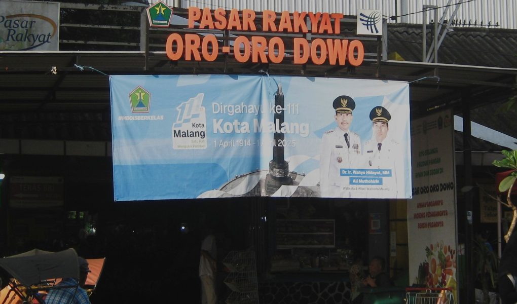 Pasar Oro-Oro Dowo